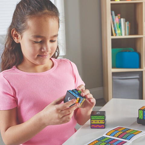 Learning Resources Joc de logica - Cuburi Brainometry