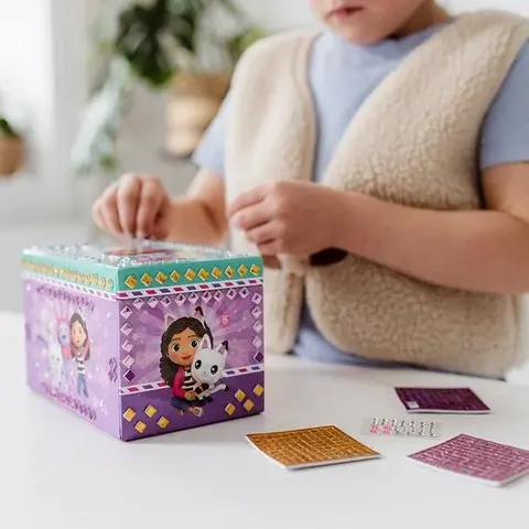 Totum Decoreaza cutia cu bijuterii - Gabby's Dollhouse