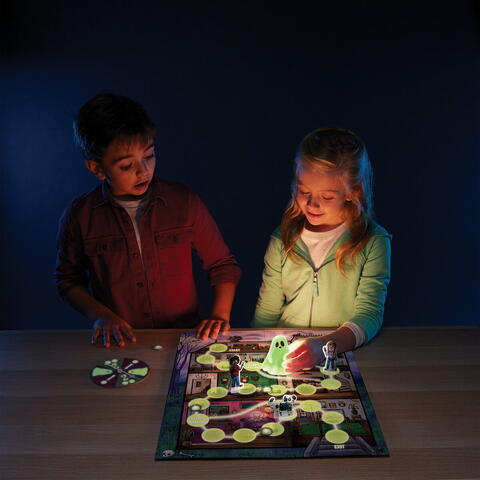 Peaceable Kingdom Joc  - Fantoma din mansarda