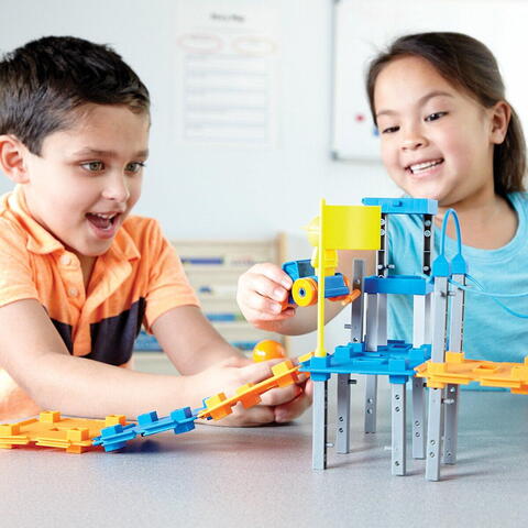 Learning Resources Set STEM - Construieste oraselul - RESIGILAT