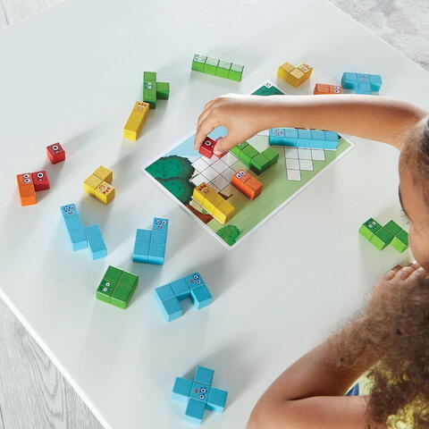 Hand2Mind Set activitati cu cuburi din lemn - Numberblocks®