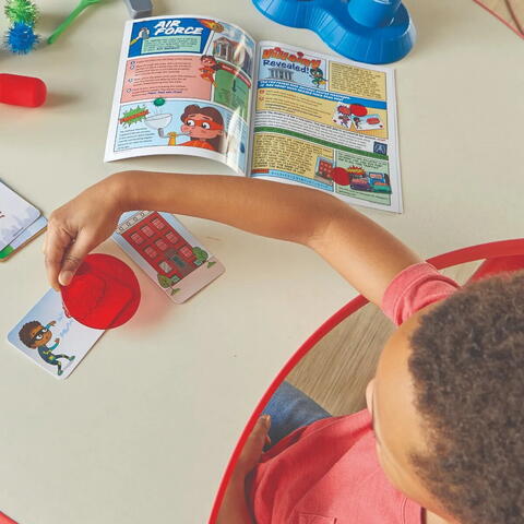 Learning Resources Set experimente STEM Explorers™ - Stiinta supereroilor