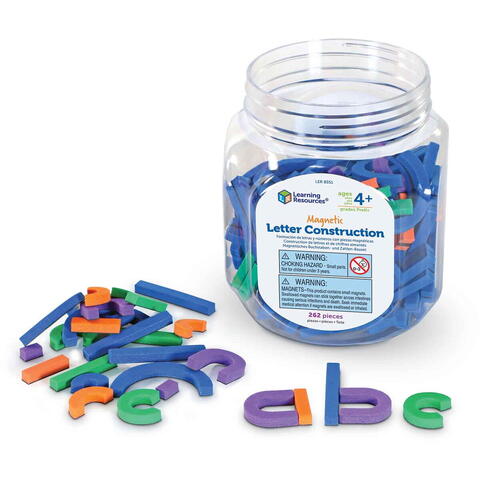Learning Resources Set constructie magnetic - Litere si cifre
