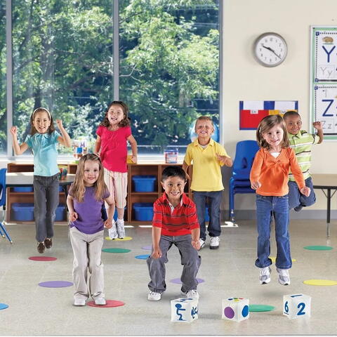 Learning Resources Jocul micilor sportivi